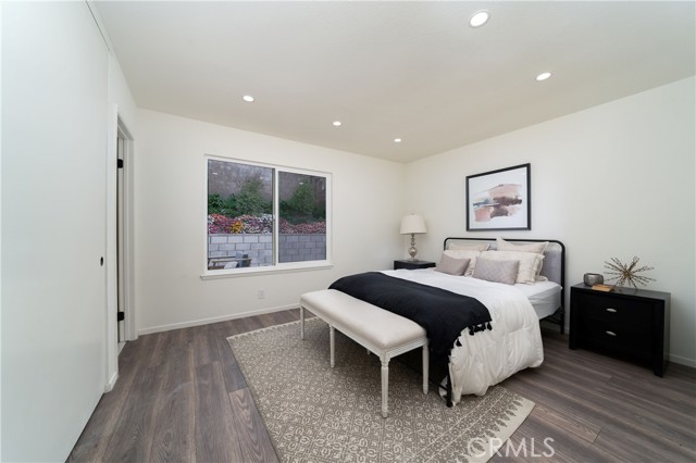 Detail Gallery Image 11 of 24 For 4212 E Addington Dr, Anaheim,  CA 92807 - 4 Beds | 2 Baths