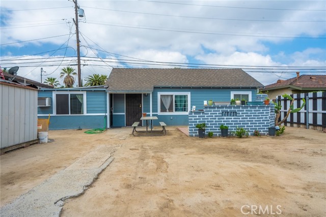 Detail Gallery Image 1 of 24 For 821 N Pauline St, Anaheim,  CA 92805 - 2 Beds | 1 Baths