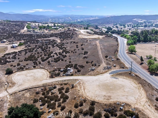 38766 East Benton, Temecula CA: https://media.crmls.org/medias/aa9bd3ad-8856-4b98-9873-7237b54edd41.jpg