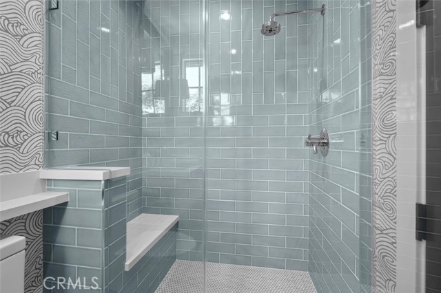 Detail Gallery Image 57 of 75 For 676 18th St, Manhattan Beach,  CA 90266 - 6 Beds | 6/2 Baths