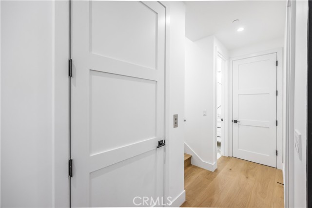 924 17th St, Hermosa Beach CA: https://media.crmls.org/medias/aa9bd80a-a52a-4122-9fd6-e8e27d2095df.jpg
