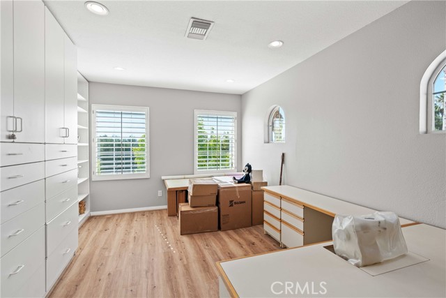 Detail Gallery Image 61 of 75 For 27371 Blueridge Dr, Valencia,  CA 91354 - 6 Beds | 4 Baths