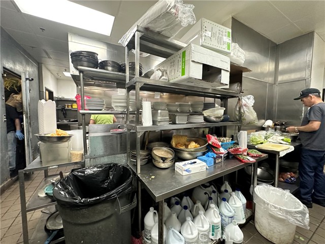 0 Valley View Blvd #101, Rosemead CA: https://media.crmls.org/medias/aa9cdc05-d027-400c-bc7e-0548efab7b3c.jpg