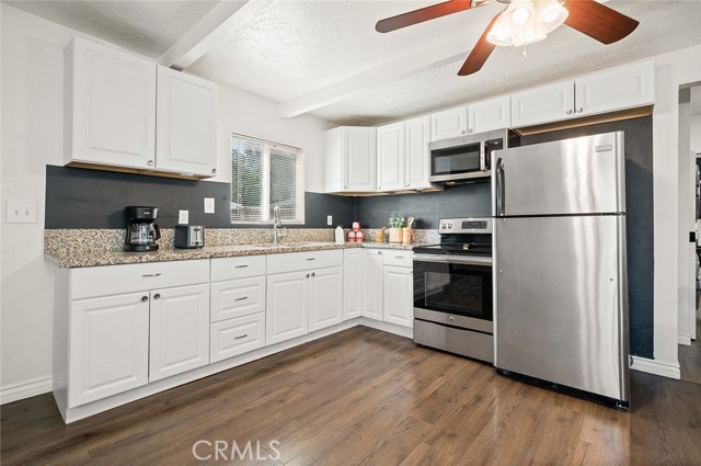 3587 Sepulveda Avenue, San Bernardino CA: https://media.crmls.org/medias/aa9e7bcc-e676-45b1-8830-49696bac3faa.jpg