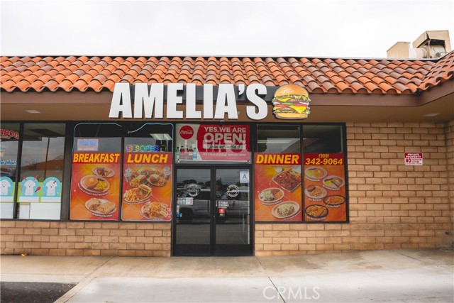 12150 Ramona Ave, Chino CA: https://media.crmls.org/medias/aa9e86ec-9f17-42b9-bbda-cb372b244c30.jpg