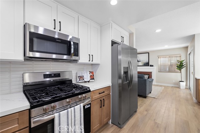 3302 Braemar Lane, Corona CA: https://media.crmls.org/medias/aa9ef690-3123-40d6-9941-47a43fe1d3a6.jpg
