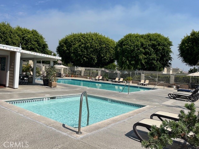45 Golden Glen Street, Irvine CA: https://media.crmls.org/medias/aa9fadc8-dafb-4c7d-8934-a826ad987390.jpg