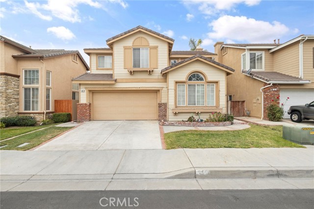 Detail Gallery Image 1 of 31 For 260 S Firenza Way, Orange,  CA 92869 - 4 Beds | 2/1 Baths