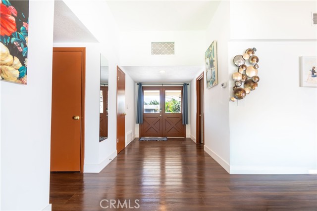 Detail Gallery Image 8 of 63 For 1229 Coventry Dr, Thousand Oaks,  CA 91360 - 4 Beds | 4 Baths