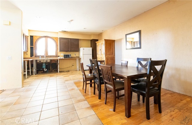 Detail Gallery Image 24 of 48 For 276 Cambria, Carson,  CA 90745 - 4 Beds | 3 Baths