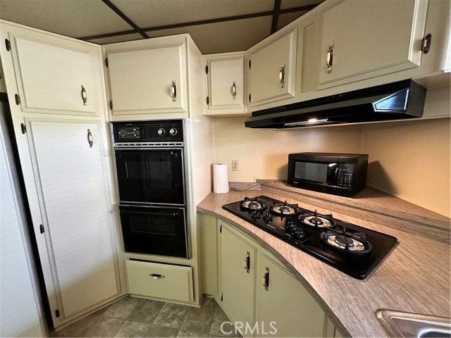 Detail Gallery Image 9 of 37 For 601 N Kirby St #370,  Hemet,  CA 92545 - 2 Beds | 2 Baths