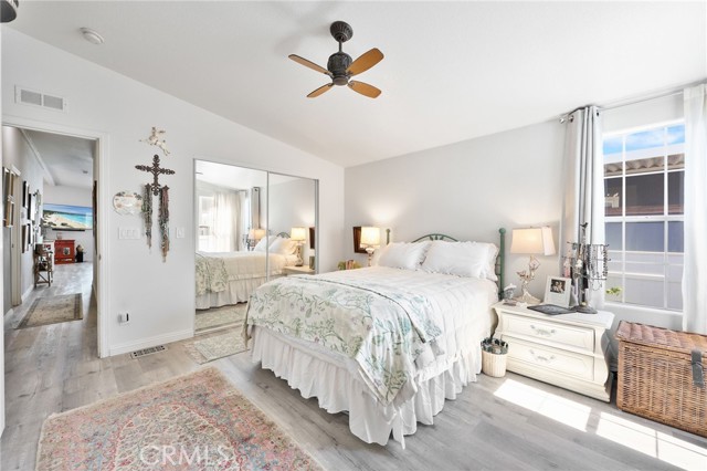 22221 Bloomfield, 30 photo 23