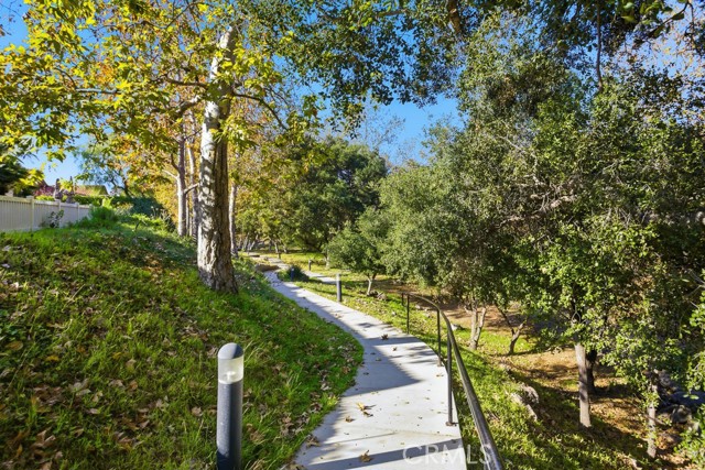 Detail Gallery Image 43 of 52 For 1069 Belleza St, Camarillo,  CA 93012 - 2 Beds | 2 Baths