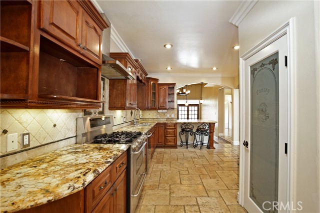 4622 W 131st Street, Hawthorne CA: https://media.crmls.org/medias/aaa36e24-2899-47bd-b38f-77484af0503d.jpg