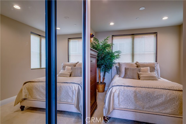 1724 Esplanade, Redondo Beach, California 90277, 3 Bedrooms Bedrooms, ,1 BathroomBathrooms,Residential,Sold,Esplanade,SB21185823