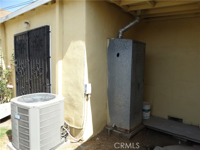 Detail Gallery Image 24 of 26 For 14708 S Frailey Ave, Compton,  CA 90221 - 4 Beds | 2 Baths