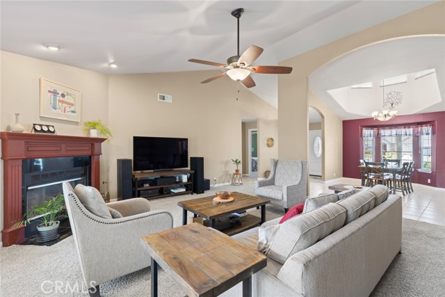 Detail Gallery Image 7 of 33 For 2273 Bloomington, Chico,  CA 95928 - 3 Beds | 2 Baths