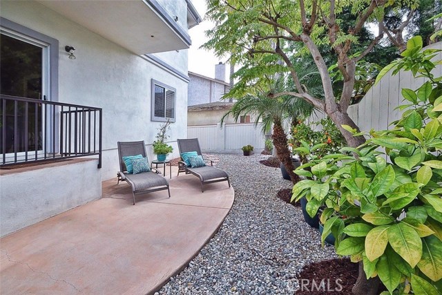 715 Irena Avenue, Redondo Beach, California 90277, 3 Bedrooms Bedrooms, ,2 BathroomsBathrooms,Residential,Sold,Irena,SB17231195