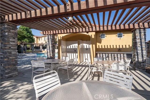 8022 Cresta Bella Road, Rancho Cucamonga CA: https://media.crmls.org/medias/aaa5923e-6de5-441c-9116-7b4dccafddde.jpg