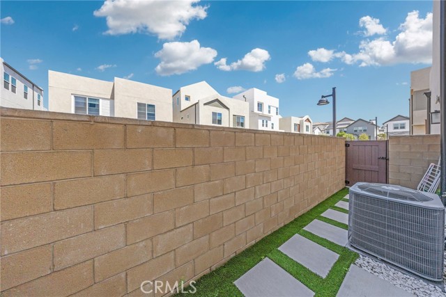 251 Tank, Irvine CA: https://media.crmls.org/medias/aaa5adfc-8633-406d-a457-82e4e3efb1b9.jpg
