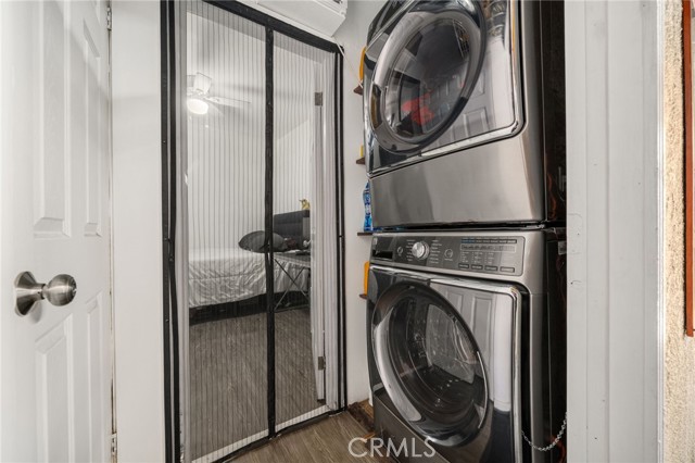 1143 West 66th, Los Angeles CA: https://media.crmls.org/medias/aaa701e7-e9ca-4180-b564-ce581badb71a.jpg