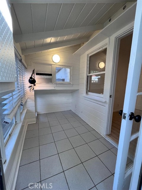 3029 Hermosa Avenue, La Crescenta CA: https://media.crmls.org/medias/aaa718ee-f43d-43d6-8738-52d7c0a00fa9.jpg