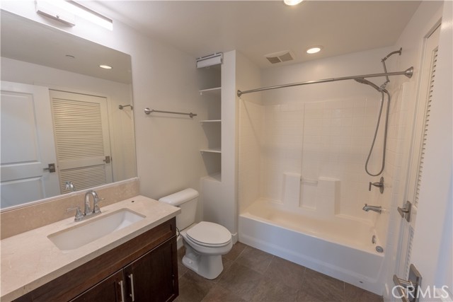 Detail Gallery Image 6 of 28 For 2349 Jefferson St, Torrance,  CA 90501 - 2 Beds | 2 Baths