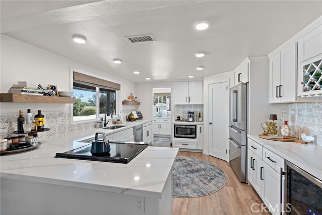 34020 Madera De Playa, Temecula CA: https://media.crmls.org/medias/aaa87079-4b61-4817-bc24-8828fd7ec4ec.jpg