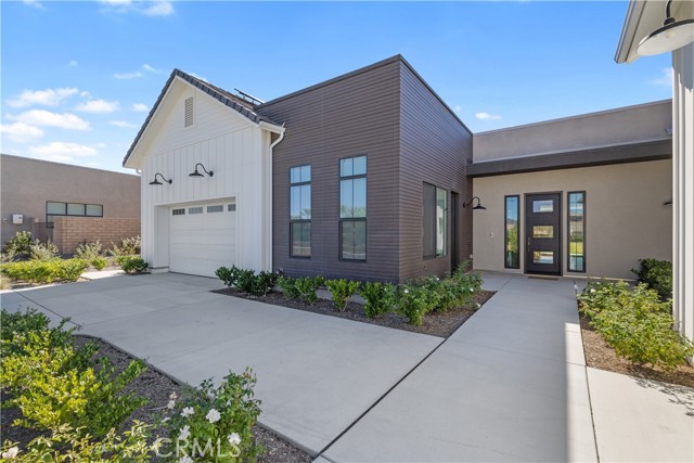 Detail Gallery Image 2 of 73 For 32195 Daybrook Ter, Temecula,  CA 92591 - 4 Beds | 4/1 Baths