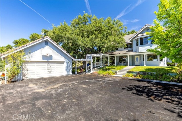 Detail Gallery Image 2 of 57 For 12355 Santa Ana, Atascadero,  CA 93422 - 4 Beds | 3/1 Baths