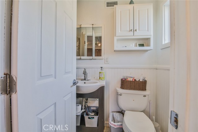 Detail Gallery Image 19 of 42 For 14212 Whiterock, La Mirada,  CA 90638 - 3 Beds | 2 Baths