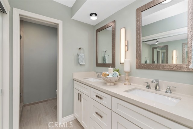 1837 N Studebaker Road, Long Beach CA: https://media.crmls.org/medias/aaac5aee-6cfb-40d2-8b47-bbf2bf0f44a3.jpg
