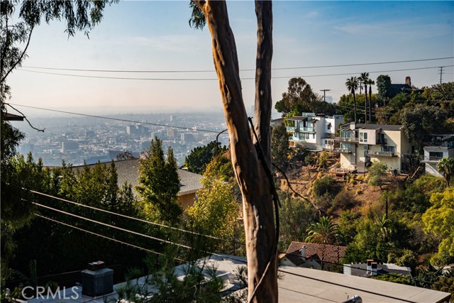 Detail Gallery Image 20 of 29 For 8655 Hillside Ave, Los Angeles,  CA 90069 - 4 Beds | 4 Baths