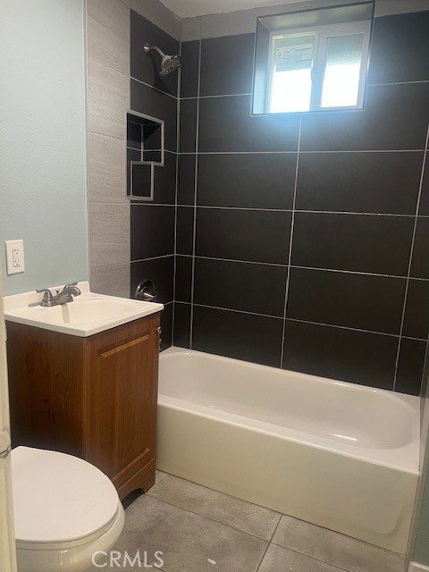 16843 Fontlee Lane, Fontana CA: https://media.crmls.org/medias/aaad87ee-b5db-4839-96c6-0373ae2ab261.jpg