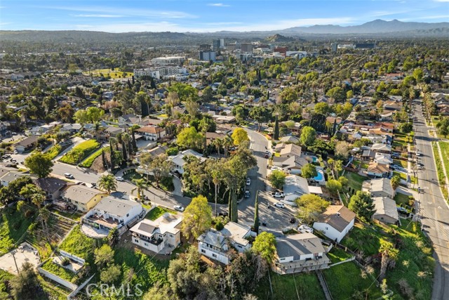 Detail Gallery Image 39 of 41 For 4121 Park View, Riverside,  CA 92501 - 3 Beds | 2/1 Baths