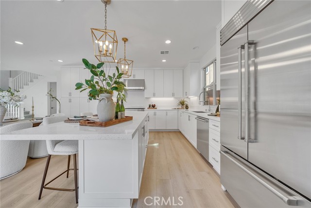 162 Somera, Irvine CA: https://media.crmls.org/medias/aaae19d9-24e2-4e44-aa05-1fef5f893b67.jpg