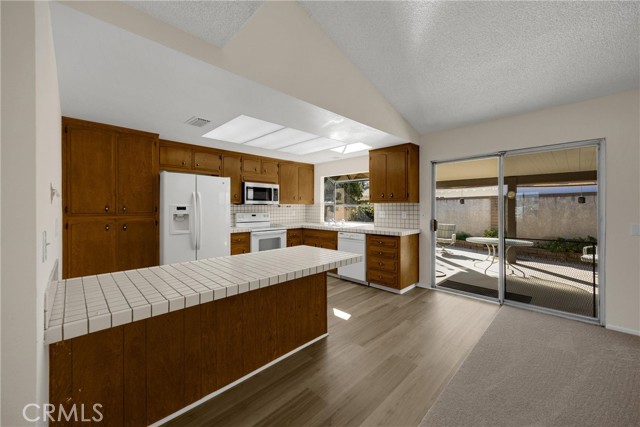 Detail Gallery Image 10 of 29 For 11196 Rogers St, Riverside,  CA 92505 - 3 Beds | 2 Baths