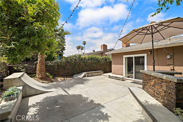 Detail Gallery Image 18 of 19 For 16882 Ross Ln, Huntington Beach,  CA 92647 - 4 Beds | 2 Baths