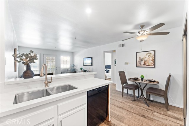 Detail Gallery Image 11 of 25 For 18242 Parkview Ln #103,  Huntington Beach,  CA 92648 - 1 Beds | 1 Baths