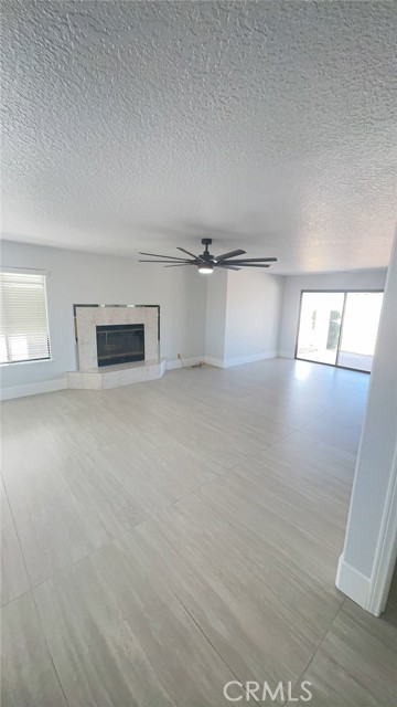 22547 Cascade, Canyon Lake CA: https://media.crmls.org/medias/aaaef642-3a82-4a99-8f1c-c2a8a1ab7a3c.jpg