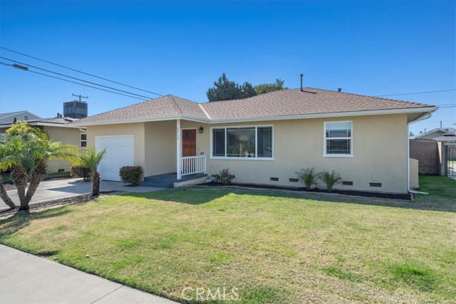 2317 Stearnlee Avenue, Long Beach, California 90815, 2 Bedrooms Bedrooms, ,1 BathroomBathrooms,Single Family Residence,For Sale,Stearnlee,PW25039622