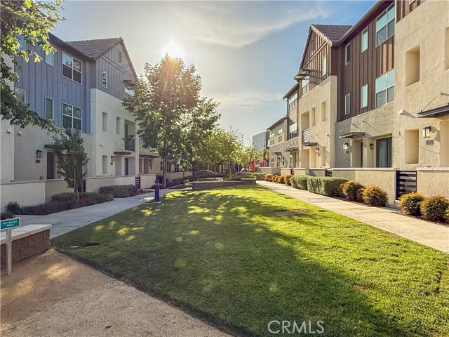 9513 Retreat Place, Rancho Cucamonga CA: https://media.crmls.org/medias/aaaf6a5b-35b0-4740-94e8-88ac7351cfed.jpg