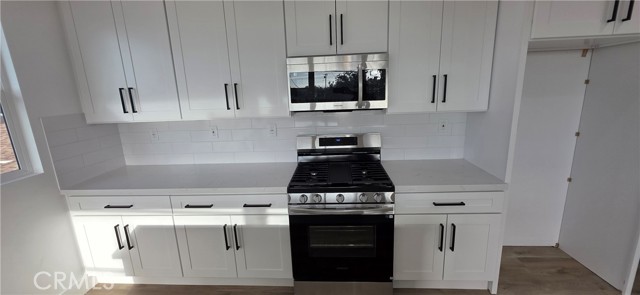 Detail Gallery Image 5 of 23 For 4705 Lakewood #2,  Lakewood,  CA 90712 - 3 Beds | 2 Baths