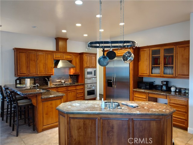 Detail Gallery Image 4 of 41 For 880 Tracy, Templeton,  CA 93465 - 4 Beds | 3/1 Baths