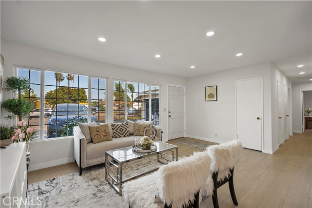 369 Lang Avenue, La Puente CA: https://media.crmls.org/medias/aab0ce9d-8674-403e-b73d-2f8fe2ddbe71.jpg