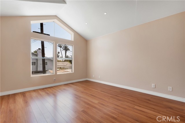 19017 Gault Street, Reseda CA: https://media.crmls.org/medias/aab112ee-fc8b-44c3-aa52-eba28a72de5d.jpg