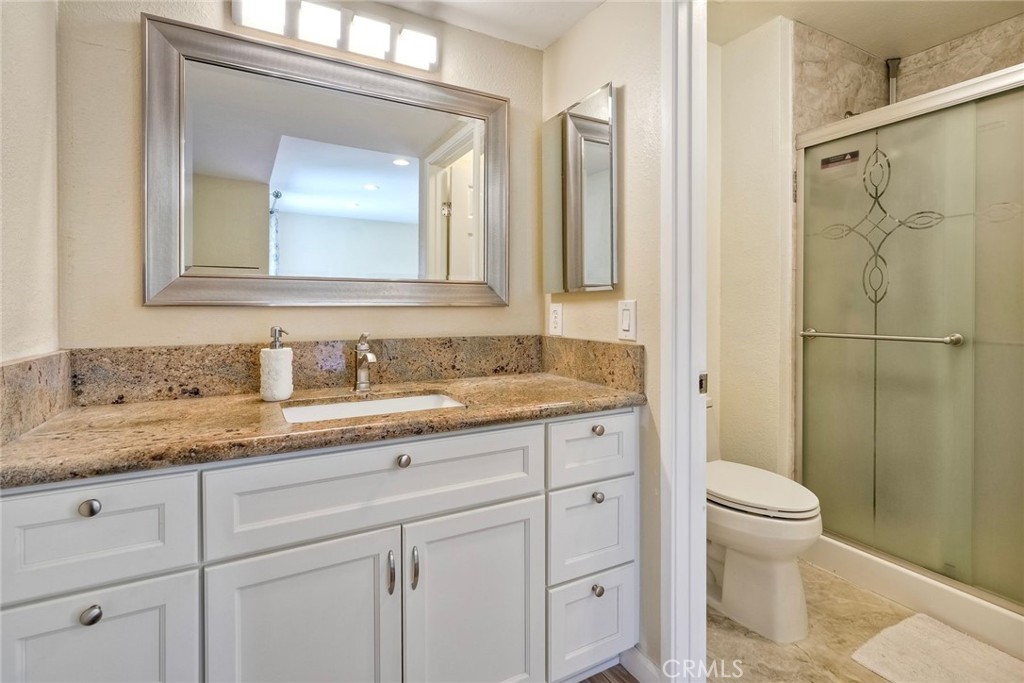 3304 Caminito Eastbluff - photo 16