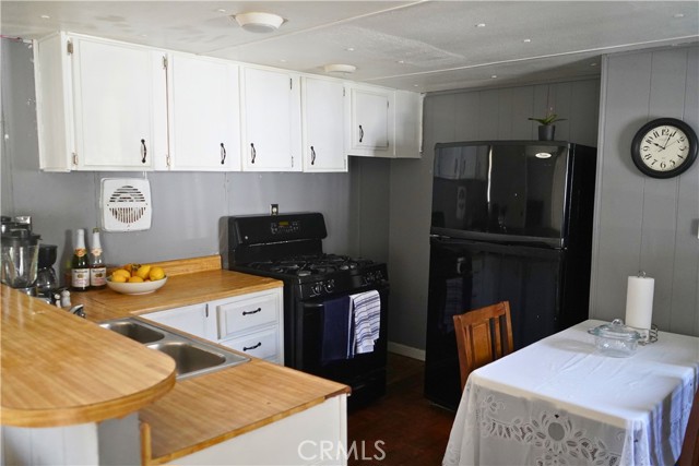 Detail Gallery Image 8 of 17 For 17255 Valley Blvd Sp 12w, Fontana,  CA 92335 - 2 Beds | 1 Baths