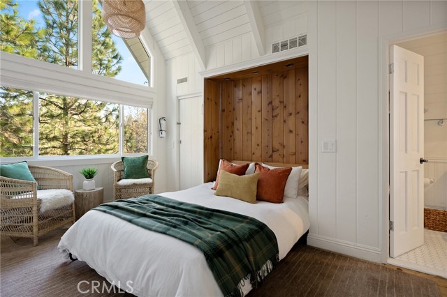 Detail Gallery Image 25 of 51 For 987 Tirol Ln, Lake Arrowhead,  CA 92352 - 3 Beds | 2 Baths