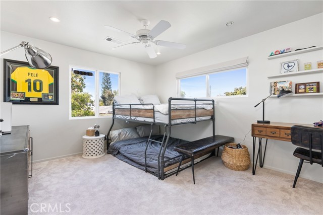 Detail Gallery Image 12 of 22 For 285 Sierks Street, Costa Mesa,  CA 92627 - 5 Beds | 3 Baths